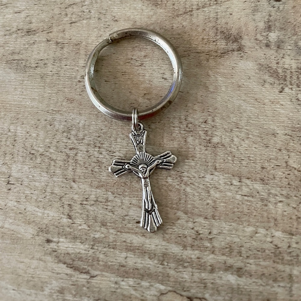 ✝️🌹New Crucifix Key Chain Ring ~ FREE as add-on!🌟